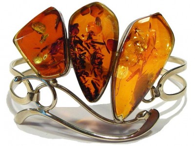 amber jewelery
