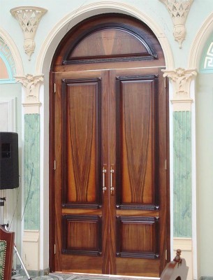 Юликон -межкомнатные входные двери заказ,лестницыиз  массива,стеновые панели деревянные ,б